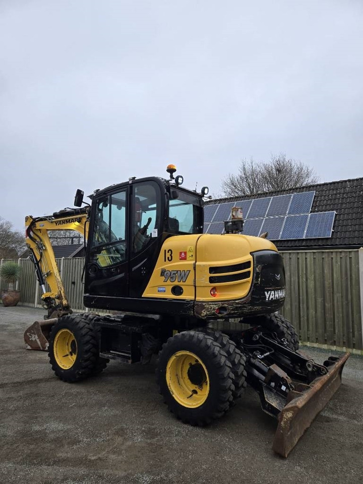 Yanmar B 95 W - Mobilbagger: das Bild 2 Yanmar B 95 W - Mobilbagger: das Bild 2
