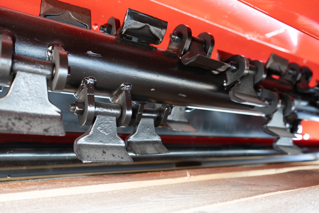 Schlegelmäher neu kaufen REMET CNC FMS 160P: das Bild 11 Schlegelmäher neu kaufen REMET CNC FMS 160P: das Bild 11