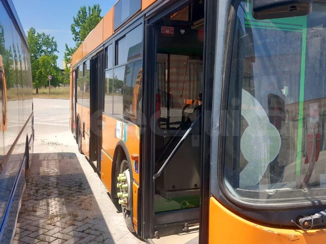 BredaMenarinibus M 240/E3 NU - Linienbus: das Bild 4 BredaMenarinibus M 240/E3 NU - Linienbus: das Bild 4