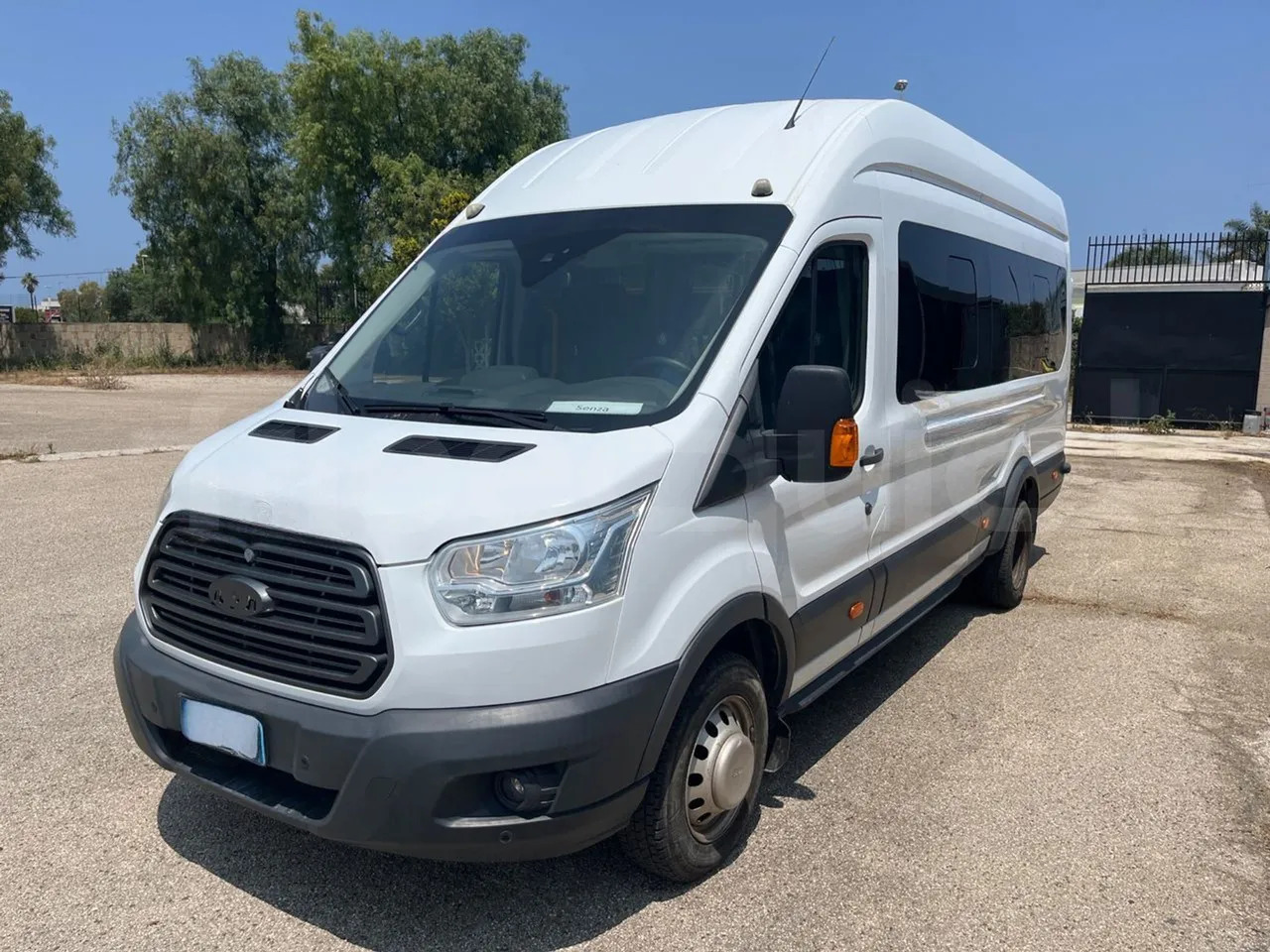 Ford Transit - Kleinbus, Personentransporter: das Bild 4 Ford Transit - Kleinbus, Personentransporter: das Bild 4