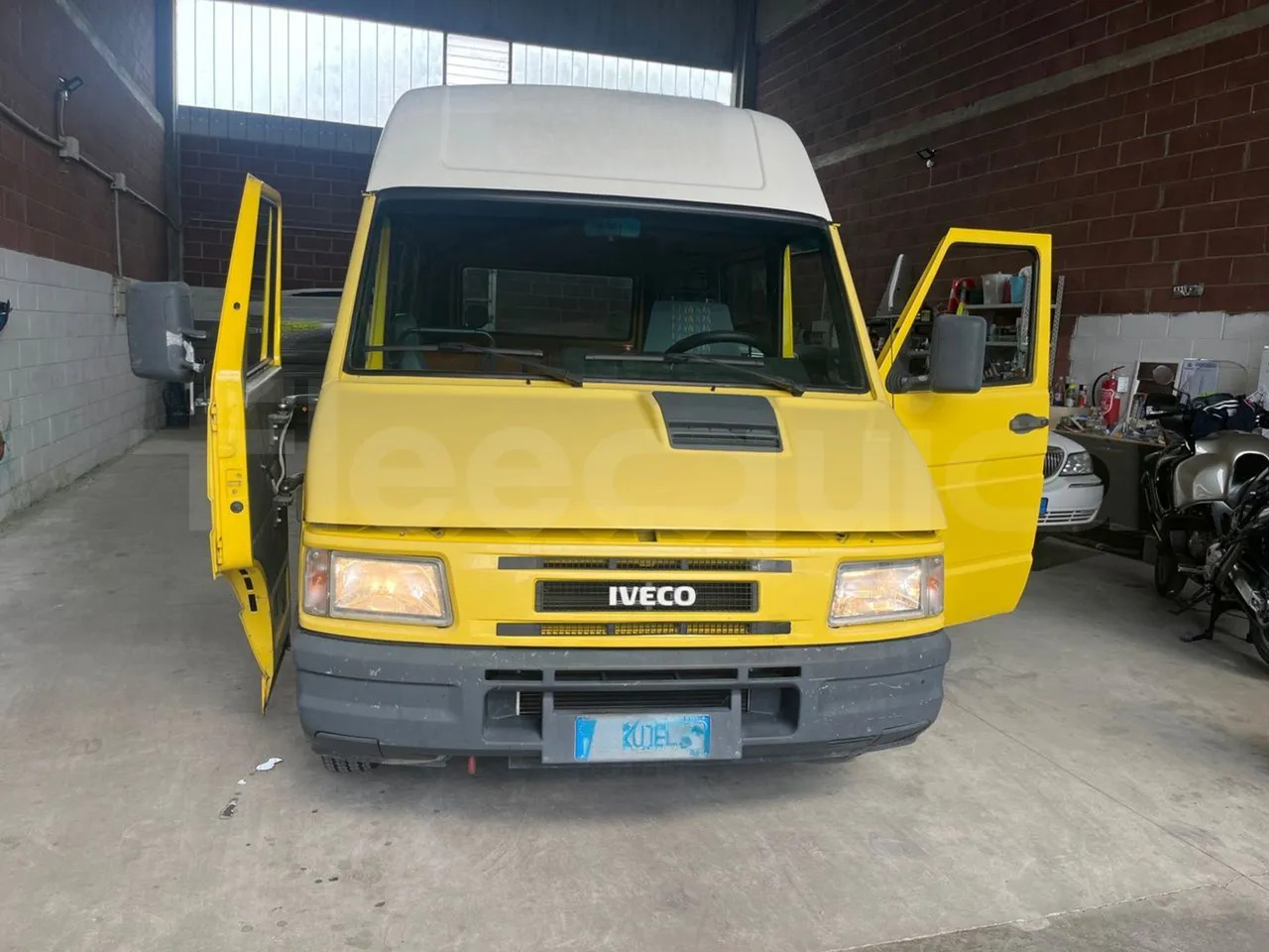 Iveco Daily - Schulbus: das Bild 2 Iveco Daily - Schulbus: das Bild 2