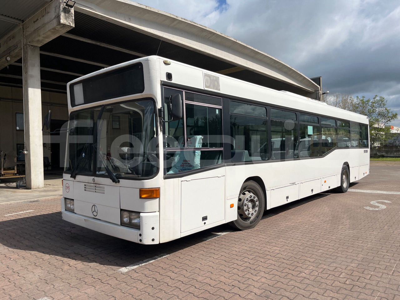 Mercedes-Benz O 405N2 - Überlandbus: das Bild 4 Mercedes-Benz O 405N2 - Überlandbus: das Bild 4