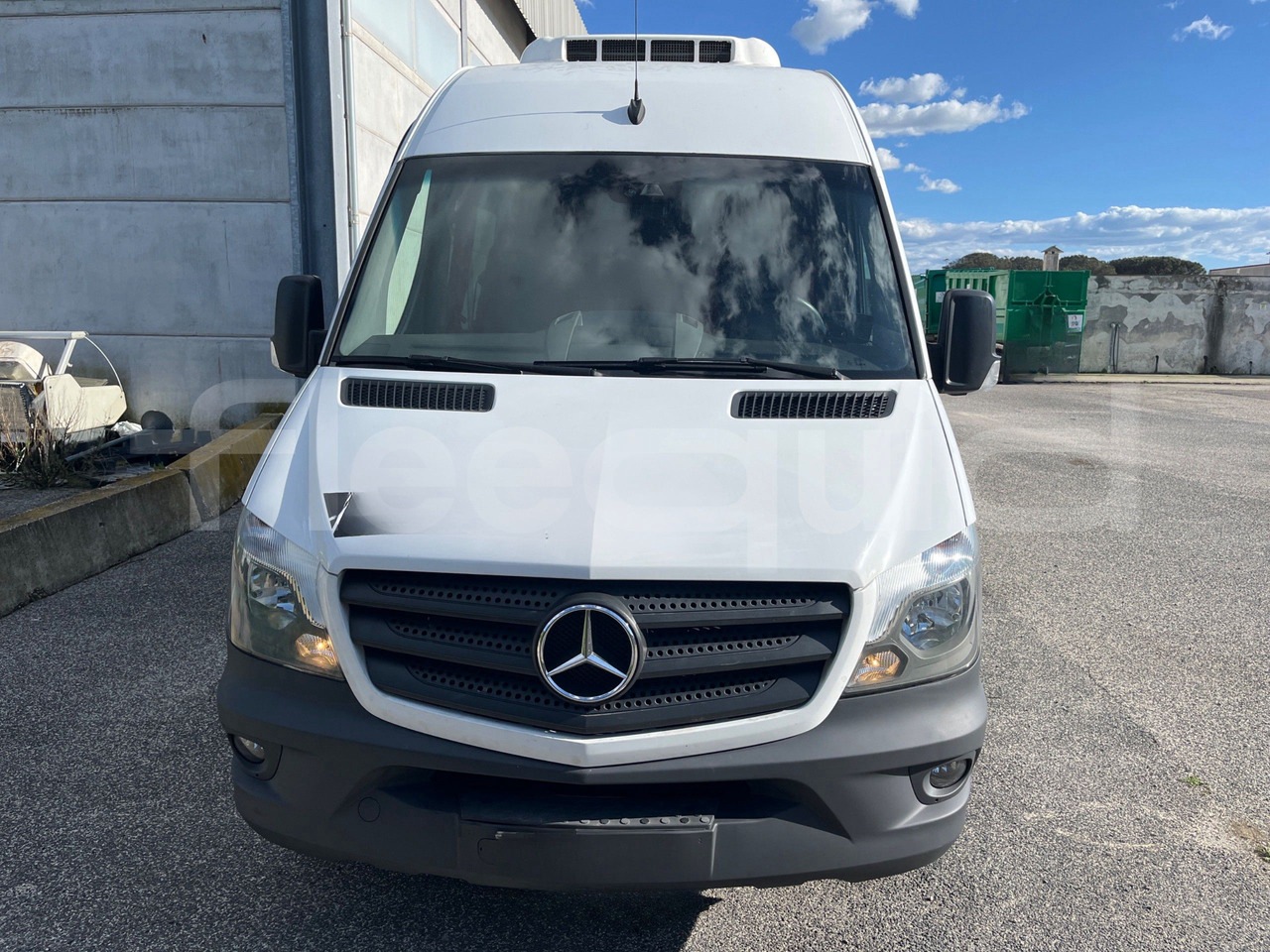 Mercedes-Benz Sprinter - Kleinbus, Personentransporter: das Bild 2 Mercedes-Benz Sprinter - Kleinbus, Personentransporter: das Bild 2