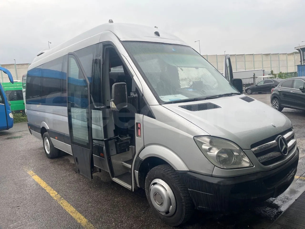 Mercedes-Benz Sprinter - Kleinbus, Personentransporter: das Bild 1 Mercedes-Benz Sprinter - Kleinbus, Personentransporter: das Bild 1