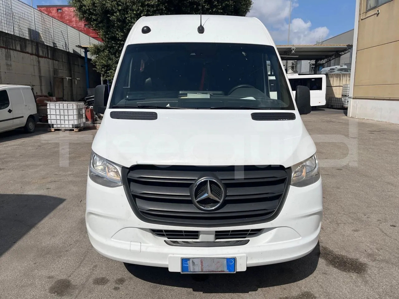 Mercedes-Benz Sprinter - Reisebus: das Bild 2 Mercedes-Benz Sprinter - Reisebus: das Bild 2
