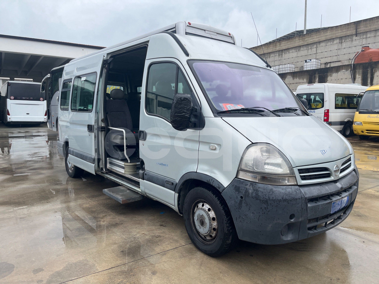 Nissan Interstar - Kleinbus, Personentransporter: das Bild 1 Nissan Interstar - Kleinbus, Personentransporter: das Bild 1