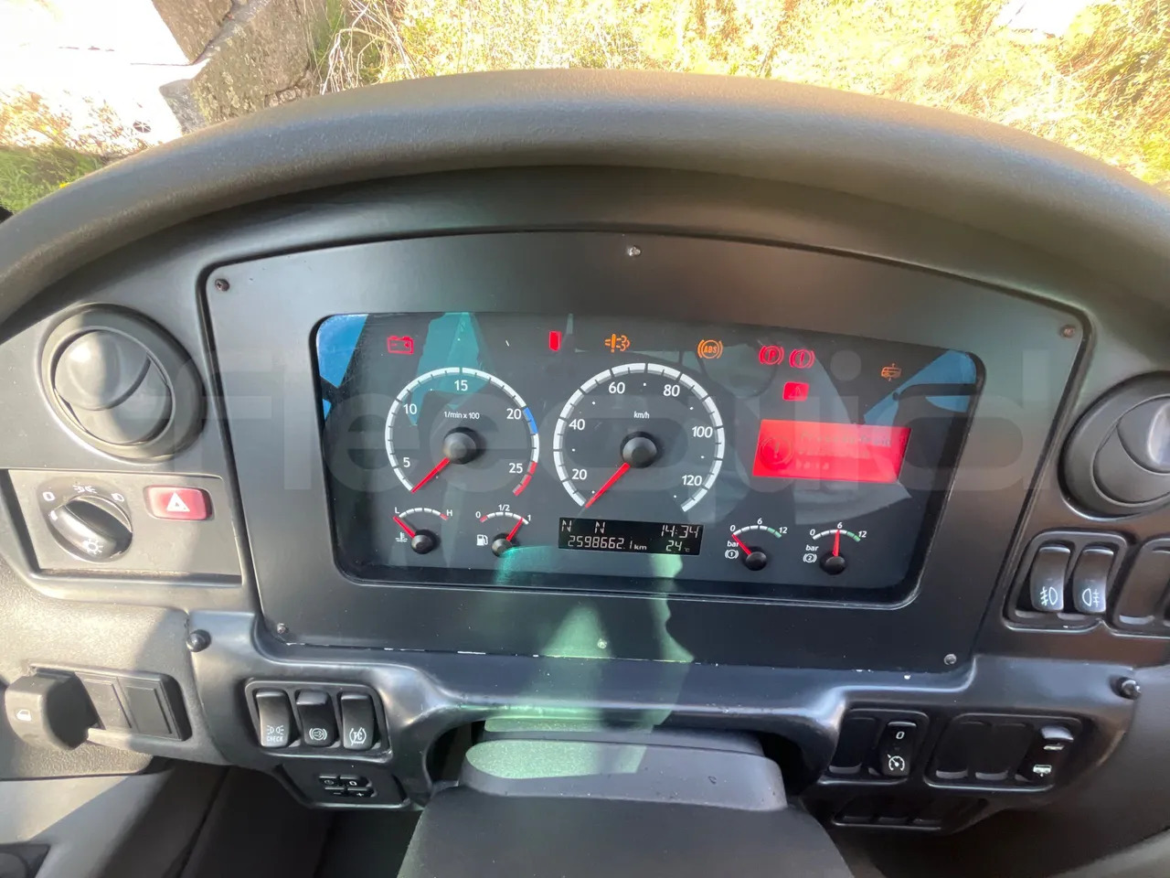 Scania Irizar - Reisebus: das Bild 2 Scania Irizar - Reisebus: das Bild 2