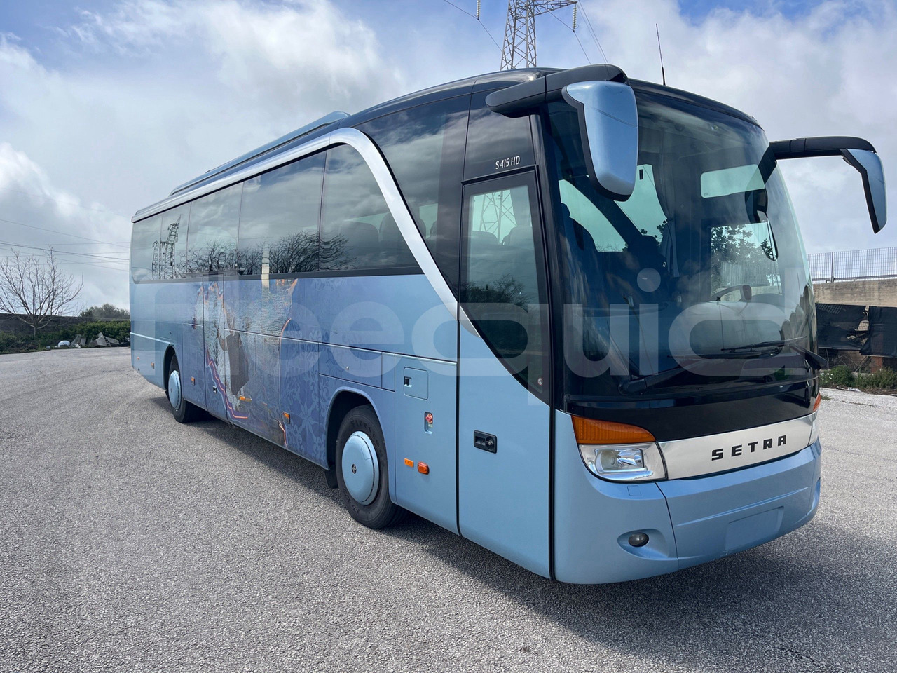 Reisebus Setra S415: das Bild 1