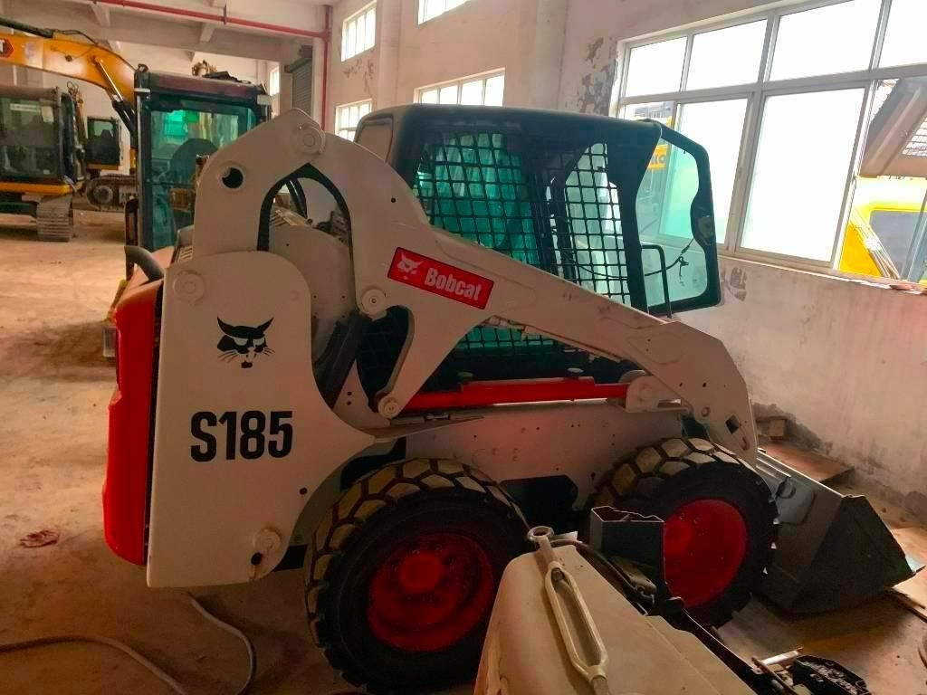 Bobcat S 185 - Kompaktlader: das Bild 4 Bobcat S 185 - Kompaktlader: das Bild 4