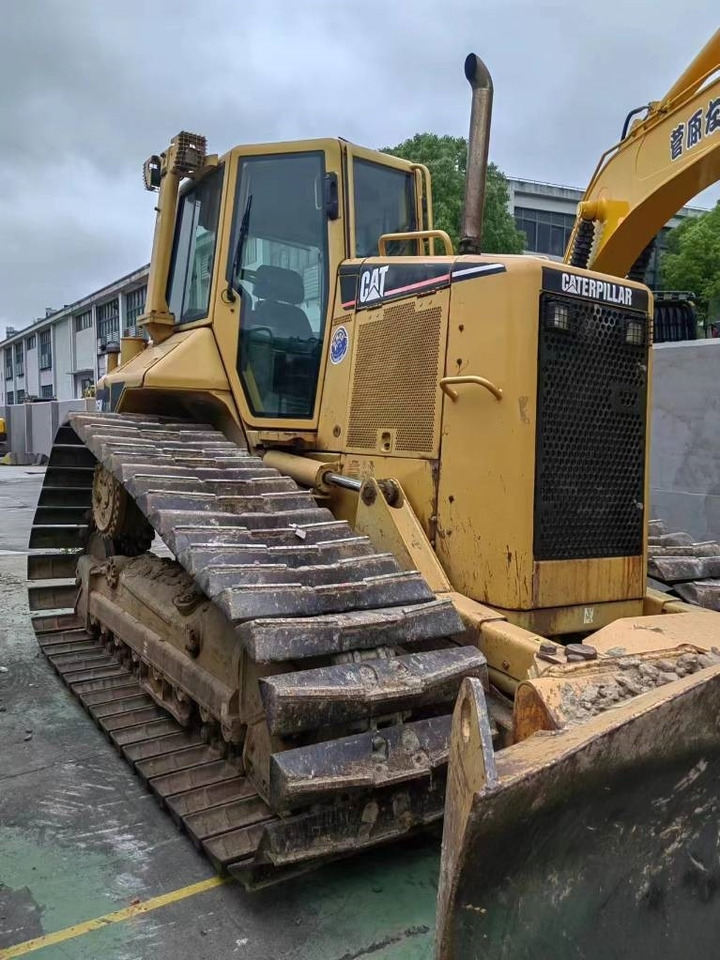 CAT D5N - Bulldozer: das Bild 4 CAT D5N - Bulldozer: das Bild 4