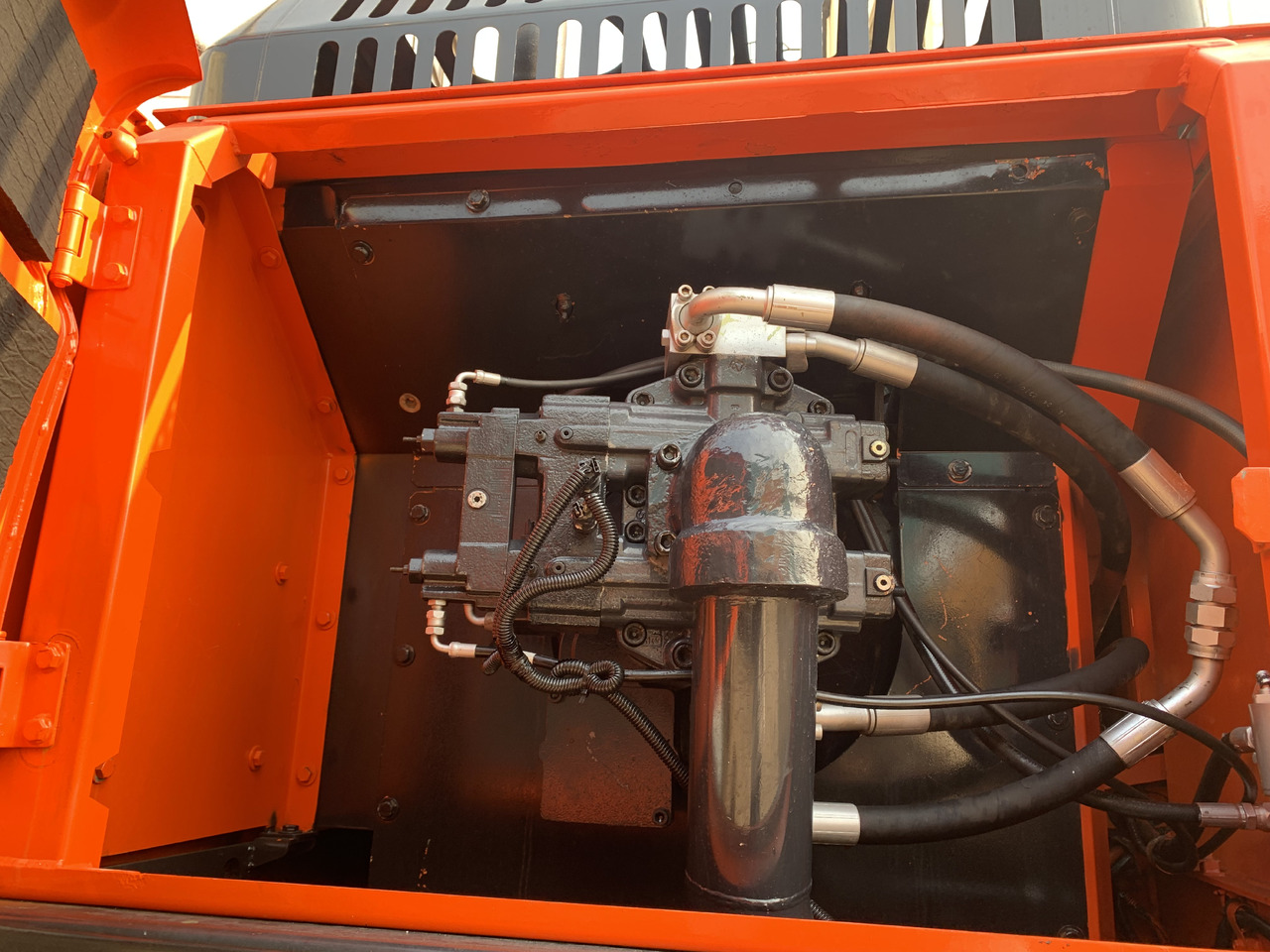 DOOSAN DX340LC - Mobilbagger: das Bild 4 DOOSAN DX340LC - Mobilbagger: das Bild 4