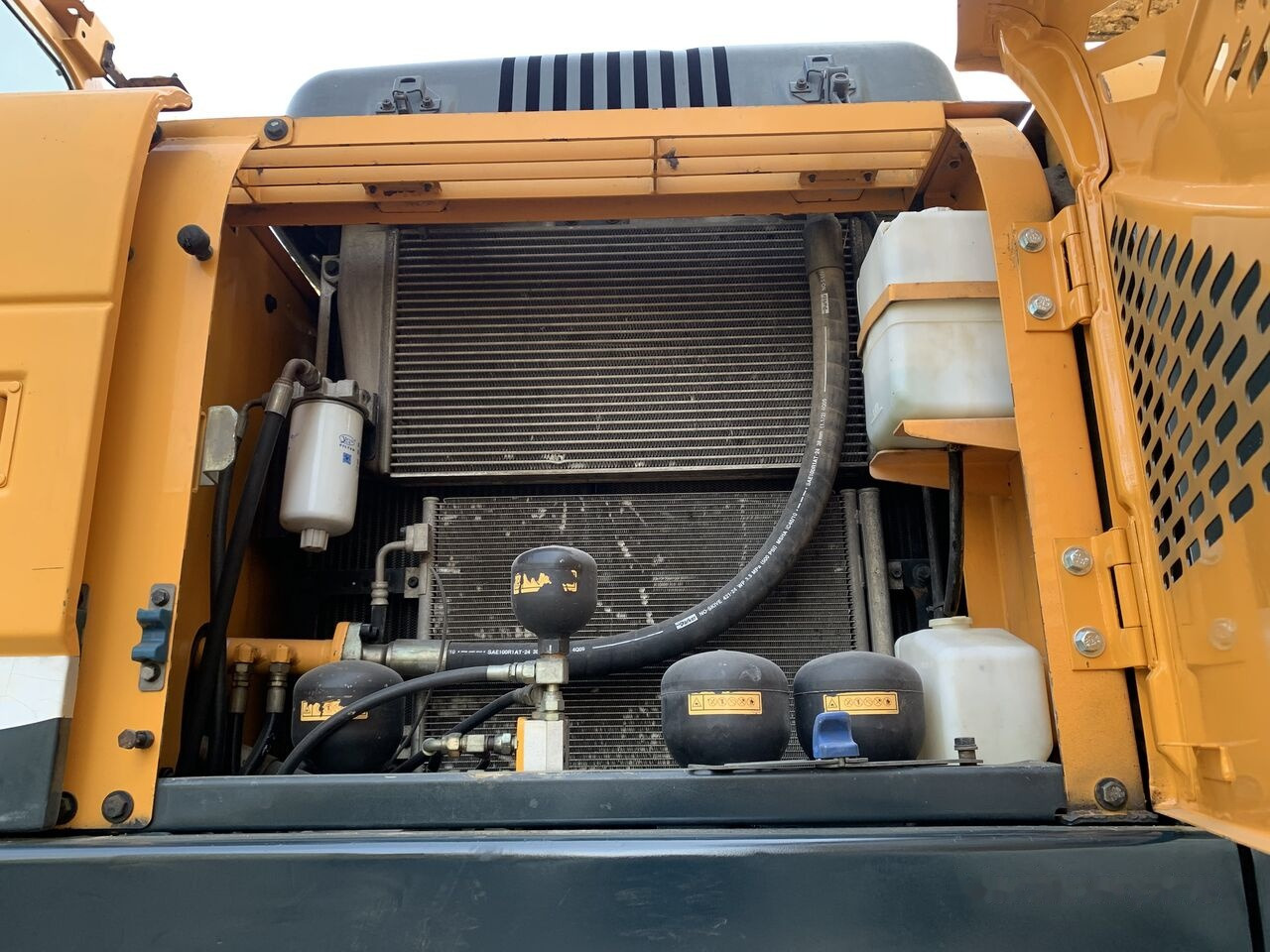 Hyundai R210W-9 - Kettenbagger: das Bild 5 Hyundai R210W-9 - Kettenbagger: das Bild 5