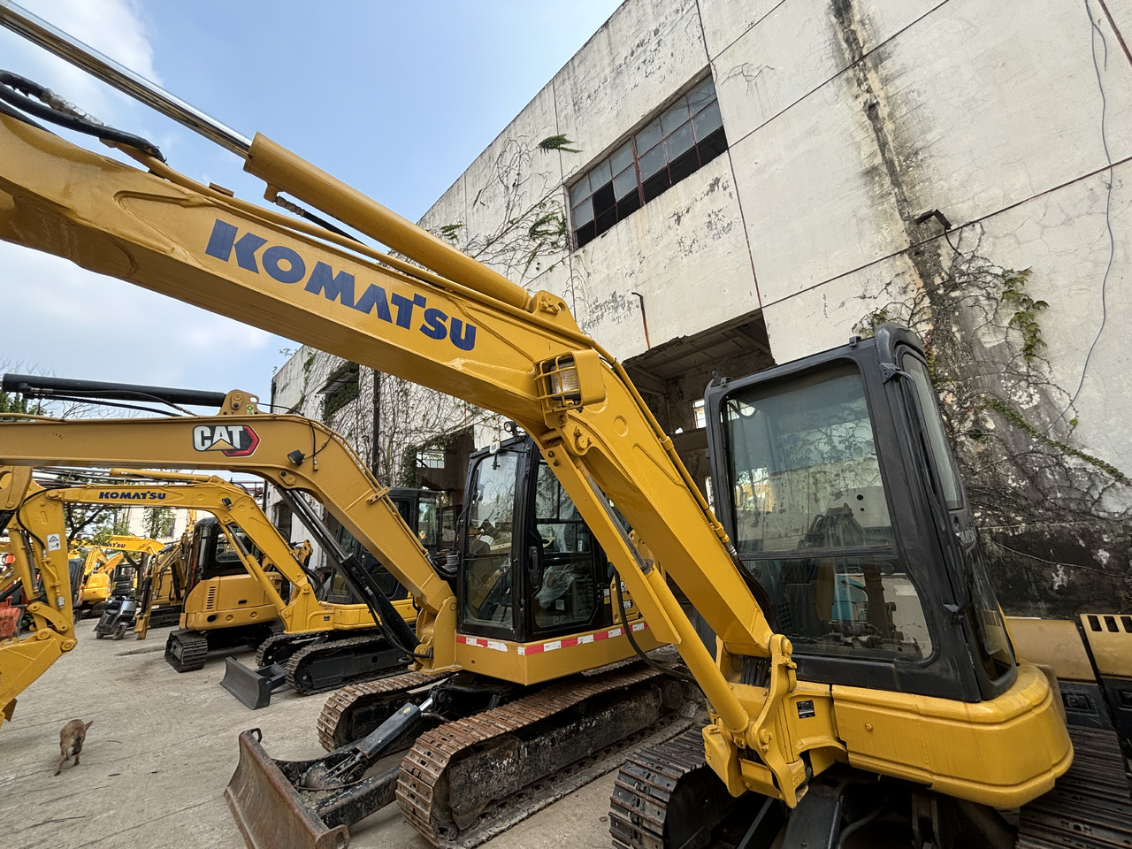 KOMATSU PC35MR - Minibagger: das Bild 4 KOMATSU PC35MR - Minibagger: das Bild 4