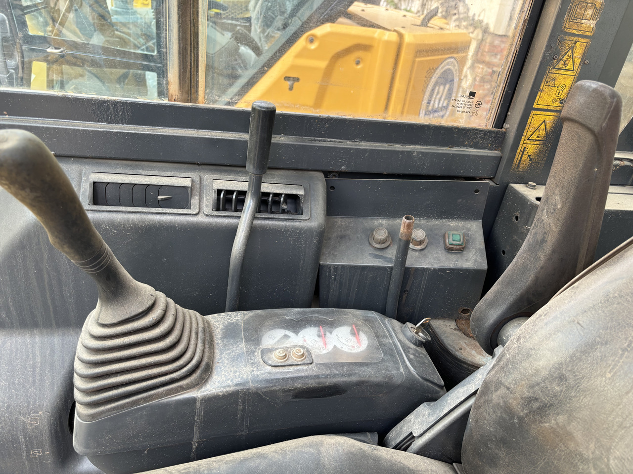KOMATSU PC35MR – Leasing KOMATSU PC35MR: das Bild 10