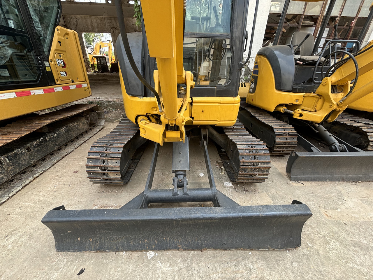 KOMATSU PC35MR - Minibagger: das Bild 5 KOMATSU PC35MR - Minibagger: das Bild 5