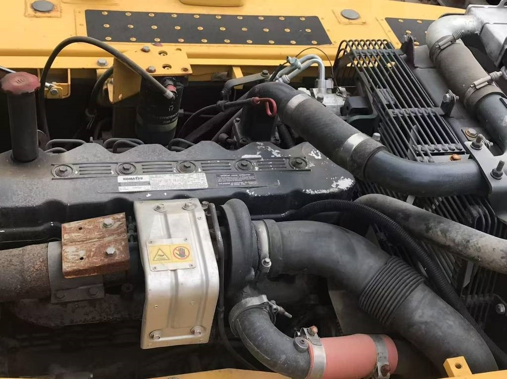 Komatsu PC 200-8 - Kettenbagger: das Bild 5 Komatsu PC 200-8 - Kettenbagger: das Bild 5