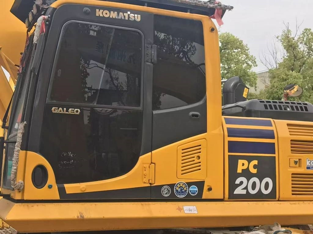 Komatsu PC 200-8 - Kettenbagger: das Bild 2 Komatsu PC 200-8 - Kettenbagger: das Bild 2