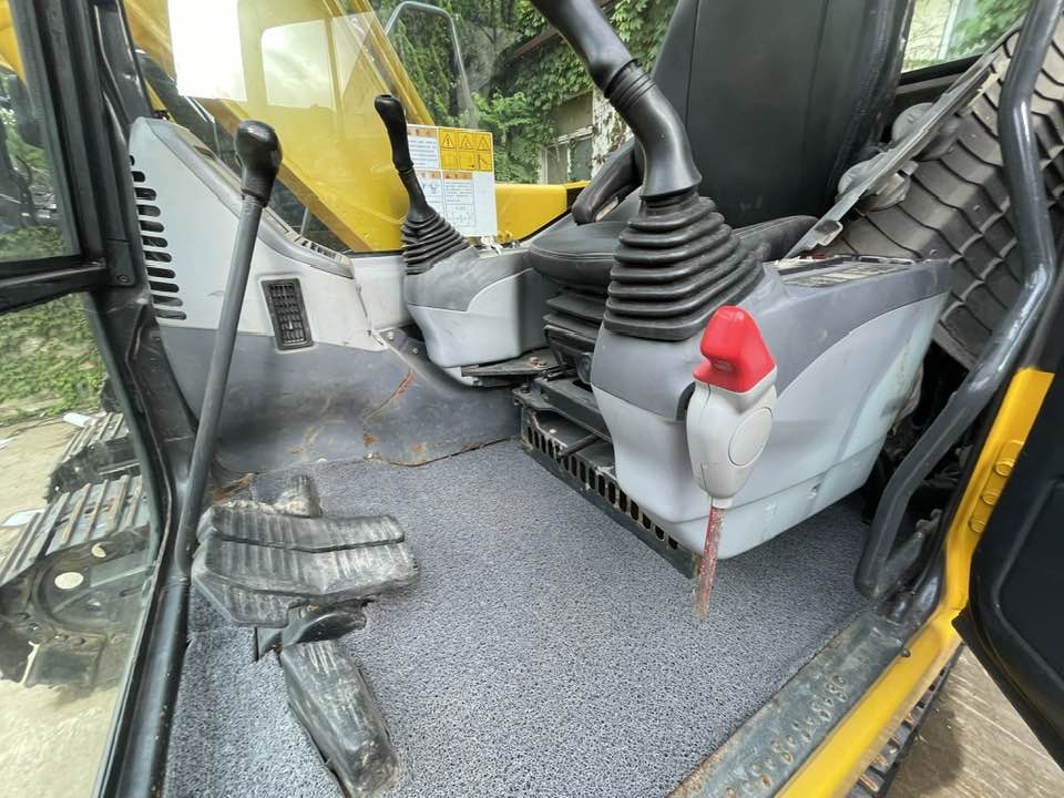 Komatsu PC130 - Bagger: das Bild 4 Komatsu PC130 - Bagger: das Bild 4