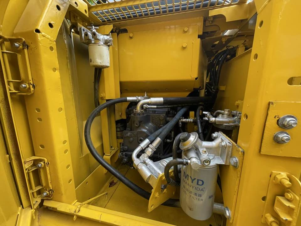 Komatsu PC130 - Minibagger: das Bild 4 Komatsu PC130 - Minibagger: das Bild 4