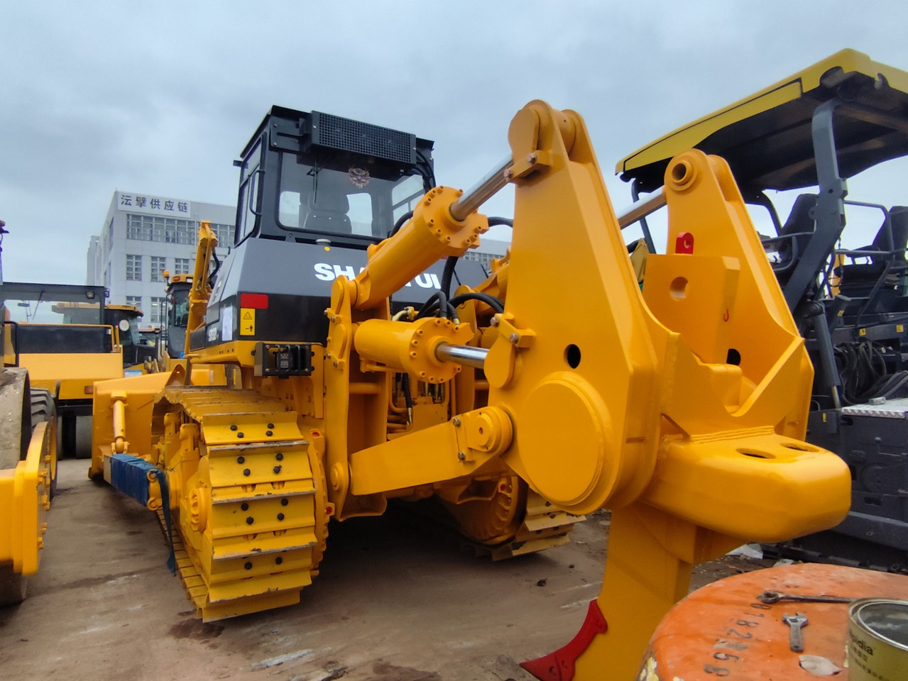 SHANTUI SD32 - Bulldozer: das Bild 1 SHANTUI SD32 - Bulldozer: das Bild 1