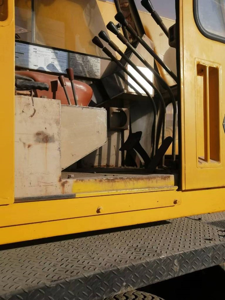 TADANO TL 300 E - Kran: das Bild 2 TADANO TL 300 E - Kran: das Bild 2