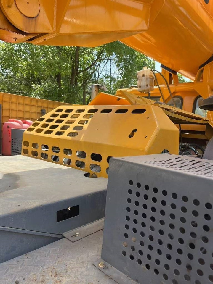 XCMG QY70K-II - Kran: das Bild 4 XCMG QY70K-II - Kran: das Bild 4