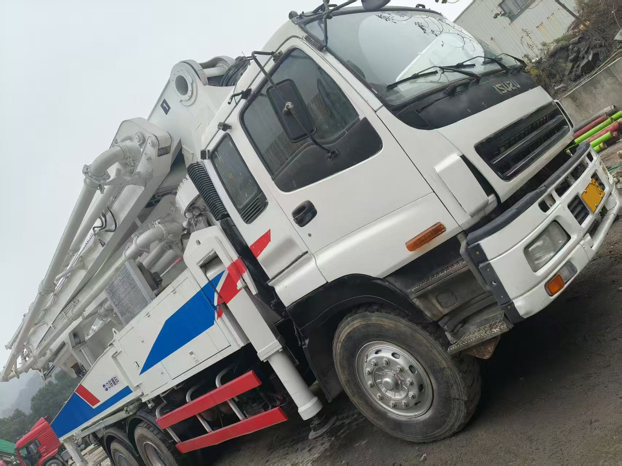 ZOOMLION ZLJ5335THB - Betonpumpe: das Bild 2 ZOOMLION ZLJ5335THB - Betonpumpe: das Bild 2