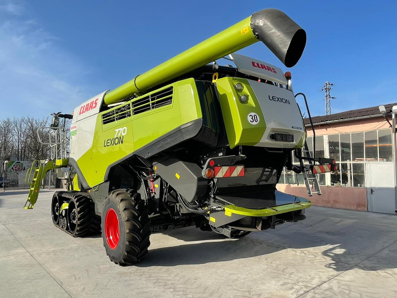 Claas Lexion 770 TT - Mähdrescher: das Bild 5 Claas Lexion 770 TT - Mähdrescher: das Bild 5
