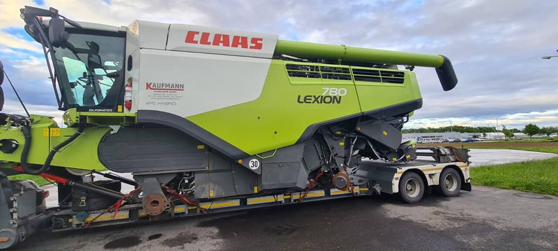 Claas Lexion 780 TT - Mähdrescher: das Bild 2 Claas Lexion 780 TT - Mähdrescher: das Bild 2