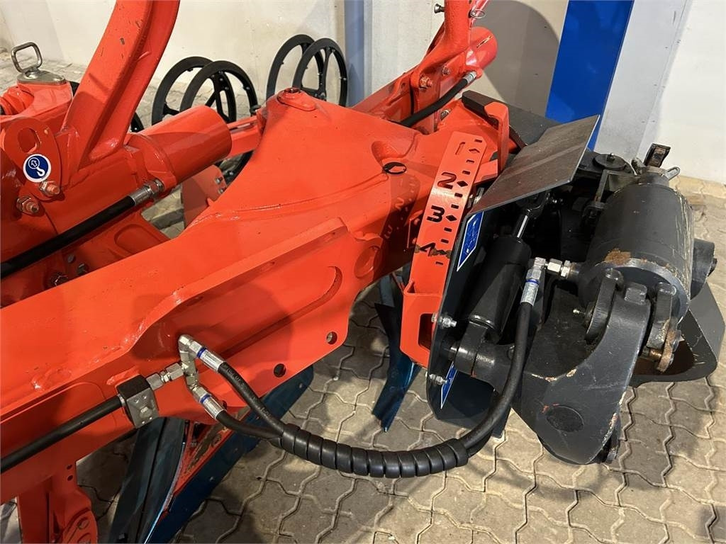 Kuhn VM-L 5E NSH DUOLINER - Pflug: das Bild 5 Kuhn VM-L 5E NSH DUOLINER - Pflug: das Bild 5