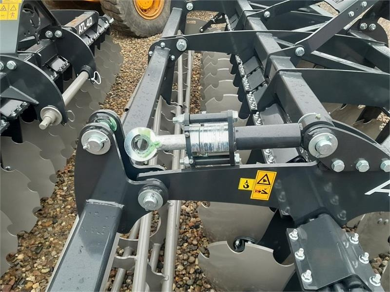 Agro - TOM 4 METERS - Scheibenegge: das Bild 5 Agro - TOM 4 METERS - Scheibenegge: das Bild 5