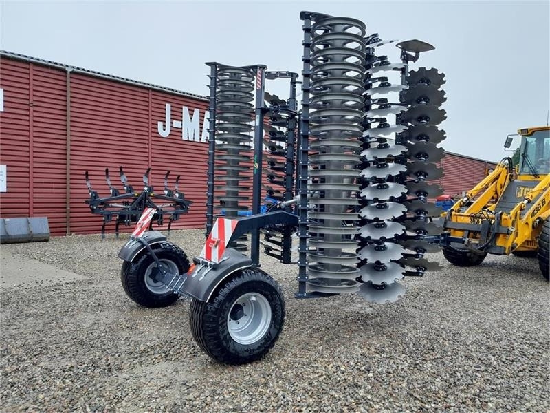 Agro - TOM 6 Meter discharve Agro-Tom 6 m. bugseret di - Scheibenegge: das Bild 2 Agro - TOM 6 Meter discharve Agro-Tom 6 m. bugseret di - Scheibenegge: das Bild 2