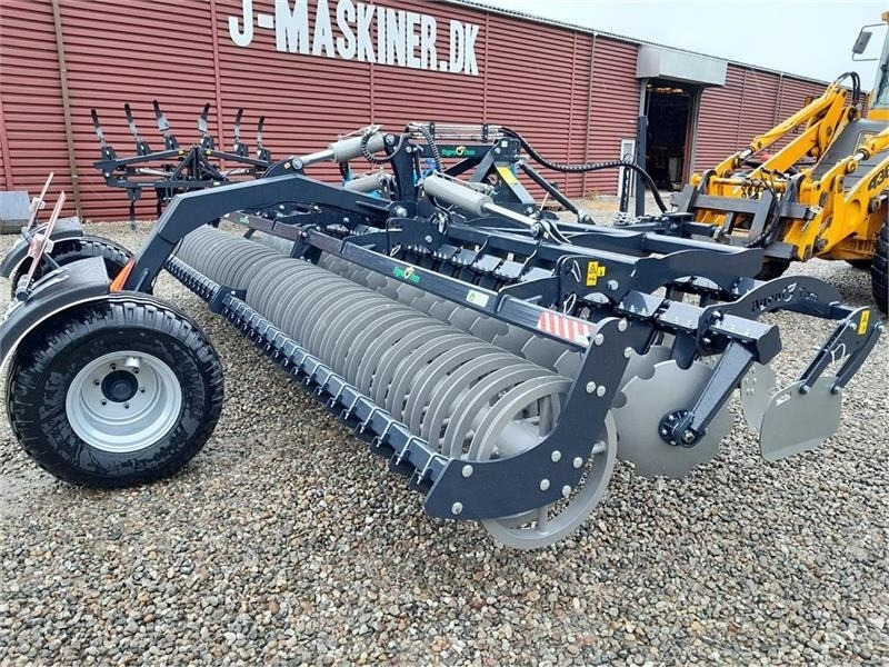 Agro - TOM 6 Meter discharve Agro-Tom 6 m. bugseret di - Scheibenegge: das Bild 4 Agro - TOM 6 Meter discharve Agro-Tom 6 m. bugseret di - Scheibenegge: das Bild 4