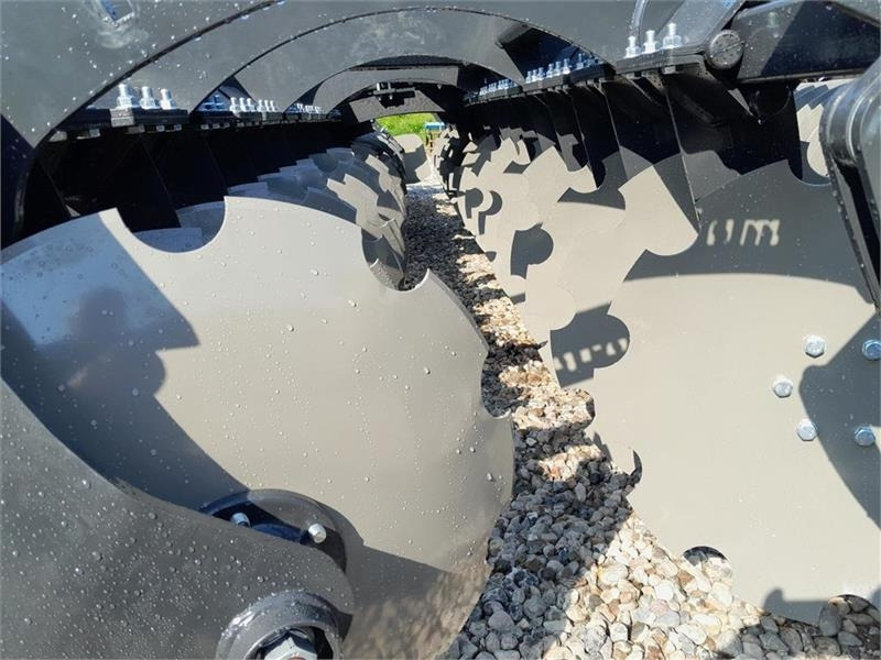 Agro - TOM ATHL 6m. - Scheibenegge: das Bild 5 Agro - TOM ATHL 6m. - Scheibenegge: das Bild 5