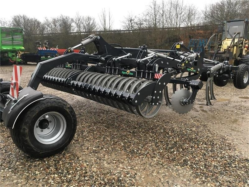 Agro-Tom 4.20 dybdeharve - Egge: das Bild 4 Agro-Tom 4.20 dybdeharve - Egge: das Bild 4