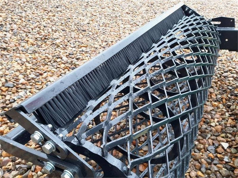 Dk-Tec - Technik für Bodenbearbeitung: das Bild 5 Dk-Tec - Technik für Bodenbearbeitung: das Bild 5