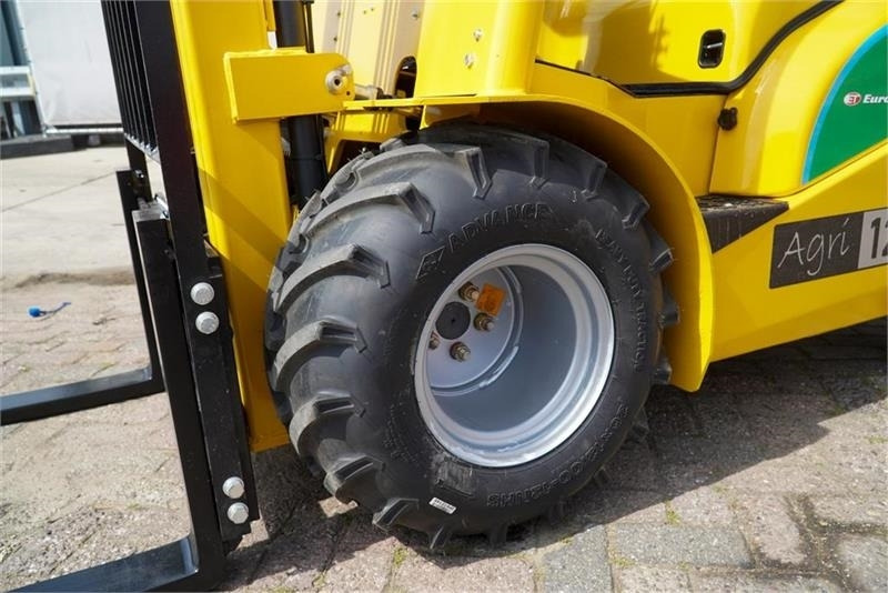 Eurotrac AGRI 12 Elektrisk - Dieselstapler: das Bild 3 Eurotrac AGRI 12 Elektrisk - Dieselstapler: das Bild 3