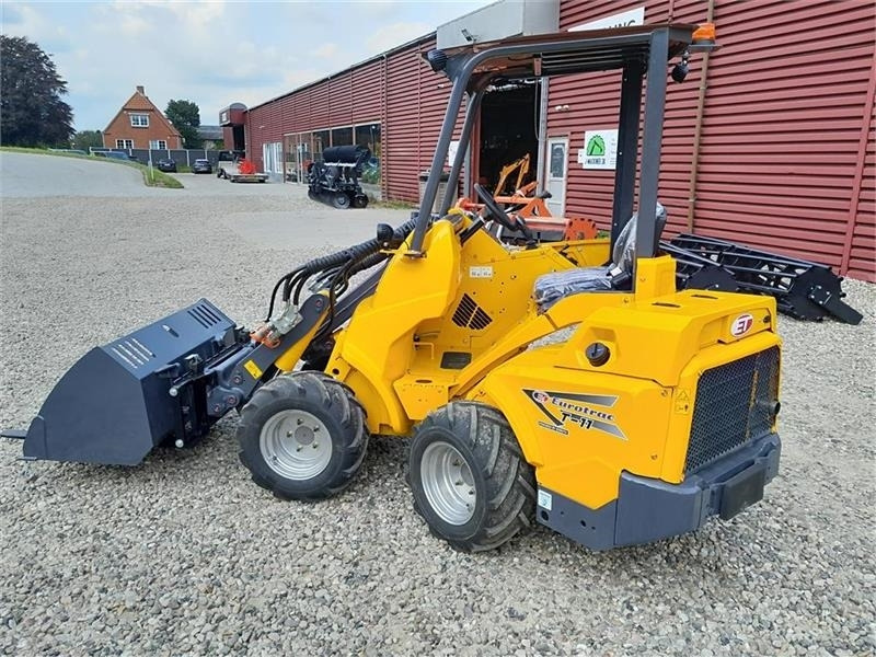 Eurotrac W11 Teleskop - Teleskopradlader: das Bild 3 Eurotrac W11 Teleskop - Teleskopradlader: das Bild 3
