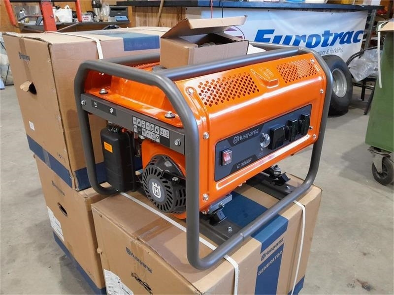 - - - HUSQVARNA G3200P - Stromgenerator: das Bild 1 - - - HUSQVARNA G3200P - Stromgenerator: das Bild 1