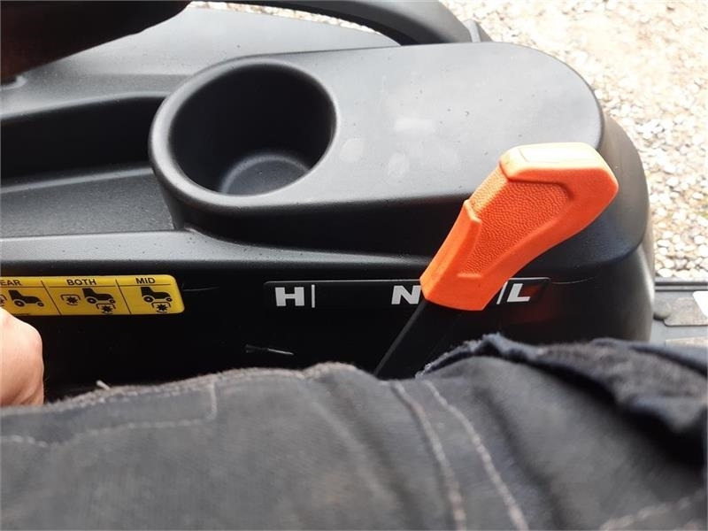 Kommunaltraktor Solis 26 hst: das Bild 13