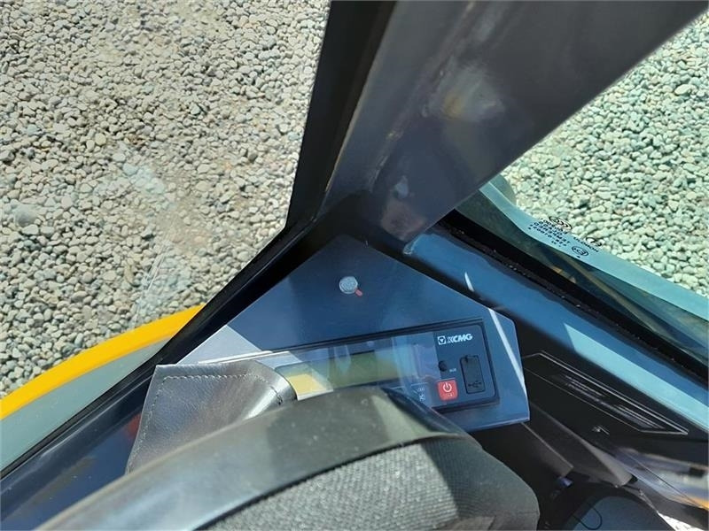 XCMG Xe27e  – Leasing XCMG Xe27e: das Bild 14