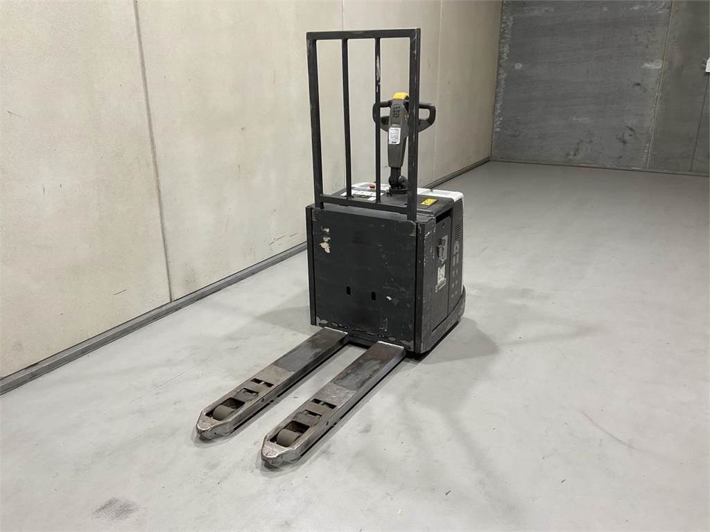 Atlet PMR200P - Niederhubwagen: das Bild 4 Atlet PMR200P - Niederhubwagen: das Bild 4
