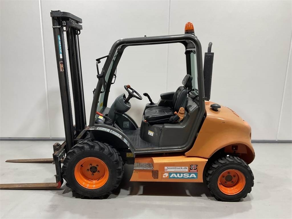 Ausa C150H X4 - Geländestapler: das Bild 3 Ausa C150H X4 - Geländestapler: das Bild 3