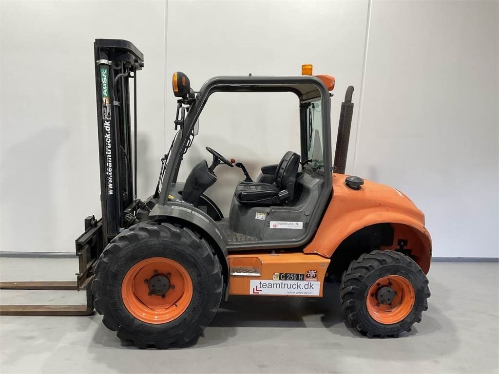 Ausa C250HX4 - Geländestapler: das Bild 3 Ausa C250HX4 - Geländestapler: das Bild 3
