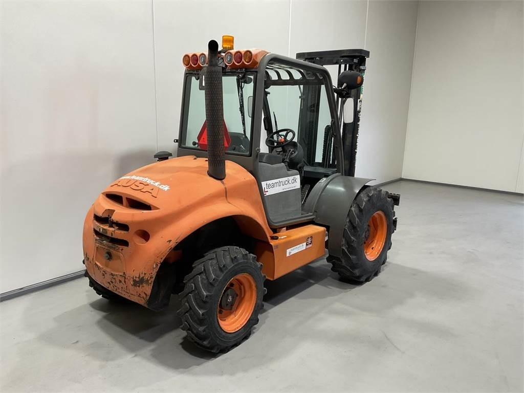 Ausa C250HX4 - Geländestapler: das Bild 2 Ausa C250HX4 - Geländestapler: das Bild 2