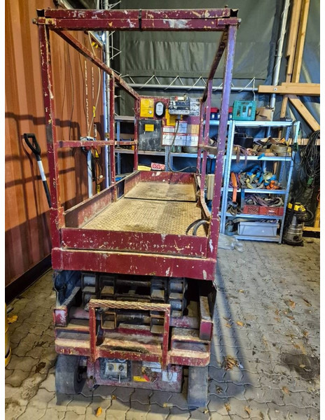 Grove 6-10 meter 2 persons lift - Scherenbühne: das Bild 3 Grove 6-10 meter 2 persons lift - Scherenbühne: das Bild 3