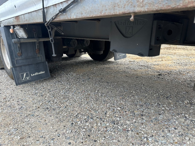 Lecitrailer Mega trailer with hydraulic roof / Poultry trailer - Tiertransporter Auflieger: das Bild 5 Lecitrailer Mega trailer with hydraulic roof / Poultry trailer - Tiertransporter Auflieger: das Bild 5