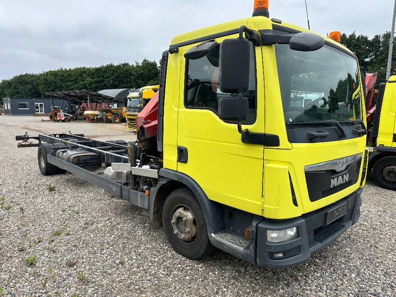 MAN TGL 12.220 with Crane HMF 735K2 - Autokran: das Bild 2 MAN TGL 12.220 with Crane HMF 735K2 - Autokran: das Bild 2