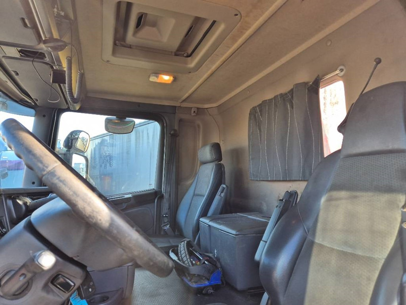 Autokran Scania G490 8x2/6 // HMF 2620 K-5 // Pendellad: das Bild 19