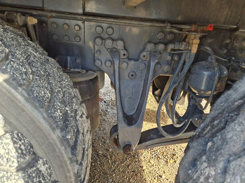 Autokran Scania G490 8x2/6 // HMF 2620 K-5 // Pendellad: das Bild 17